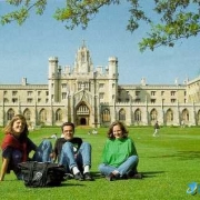 Выпускники вузов могут поучиться в Англии бесплатно?