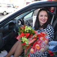 Министр образования Омской области наградил лучшего педагога автомобилем
