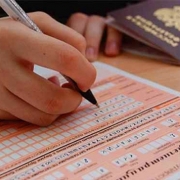 Министр образования Омской области одобряет ЕГЭ